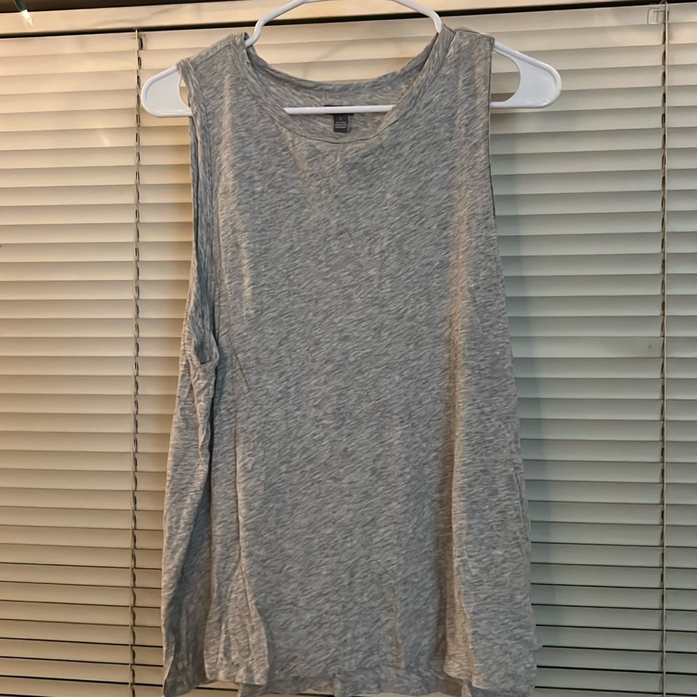 Aerie tank top size L.